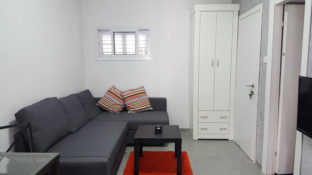 Studio Masaryk Apartment Bat Yam Buitenkant foto