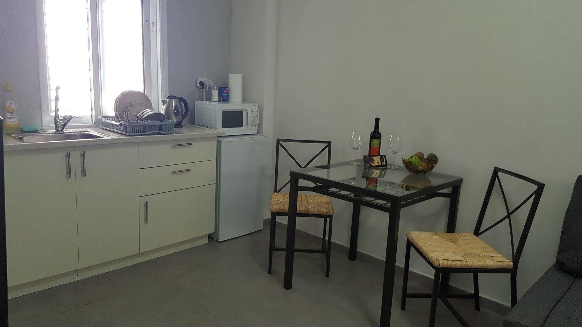 Studio Masaryk Apartment Bat Yam Buitenkant foto